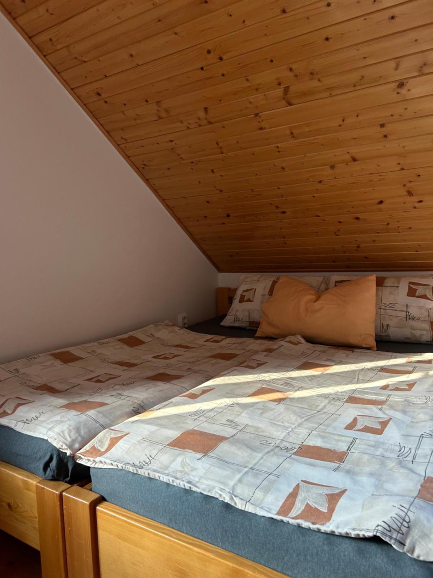 Na Samote U Lesa Apartment *